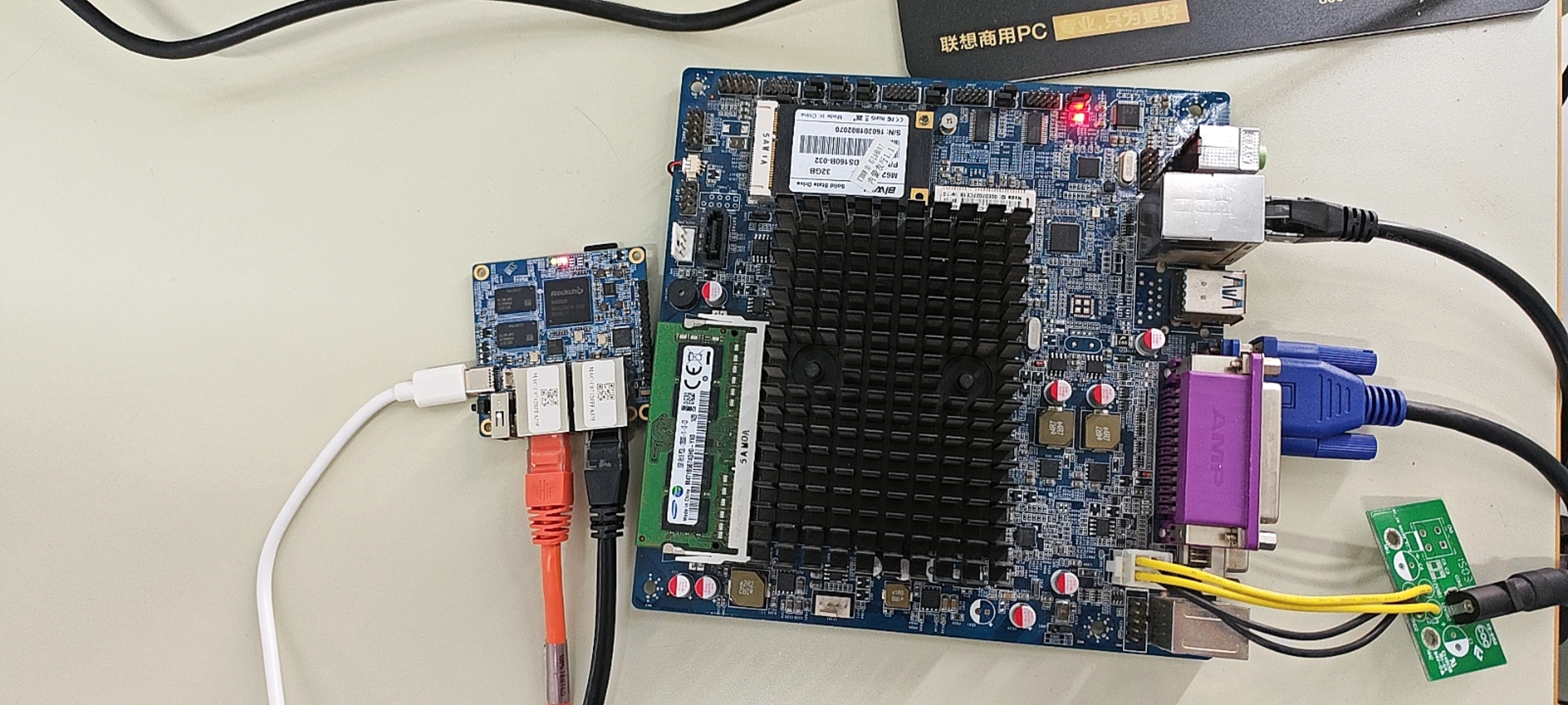 废土风的靶机,这上面居然能跑Win7 x32